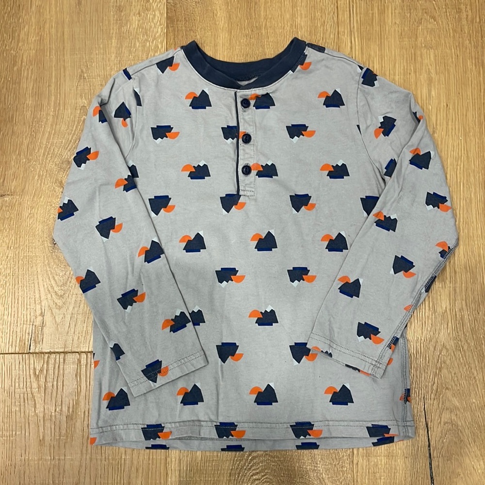 Tea Collection Mountain Print Longsleeved Henley Top - Size 8